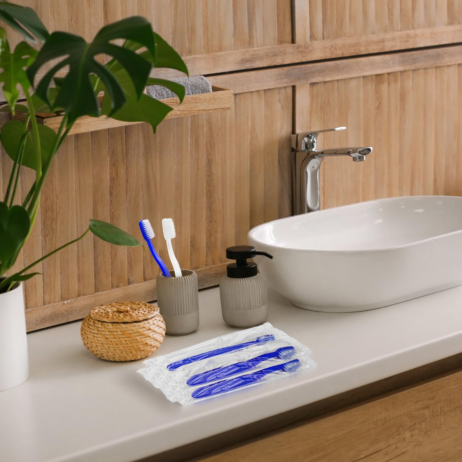 50 spazzolini da denti usa e getta preincollati, confezionati singolarmente, con setole morbide, set di spazzolini da denti da viaggio per senzatetto, regalo per hotel, campeggio, viaggi