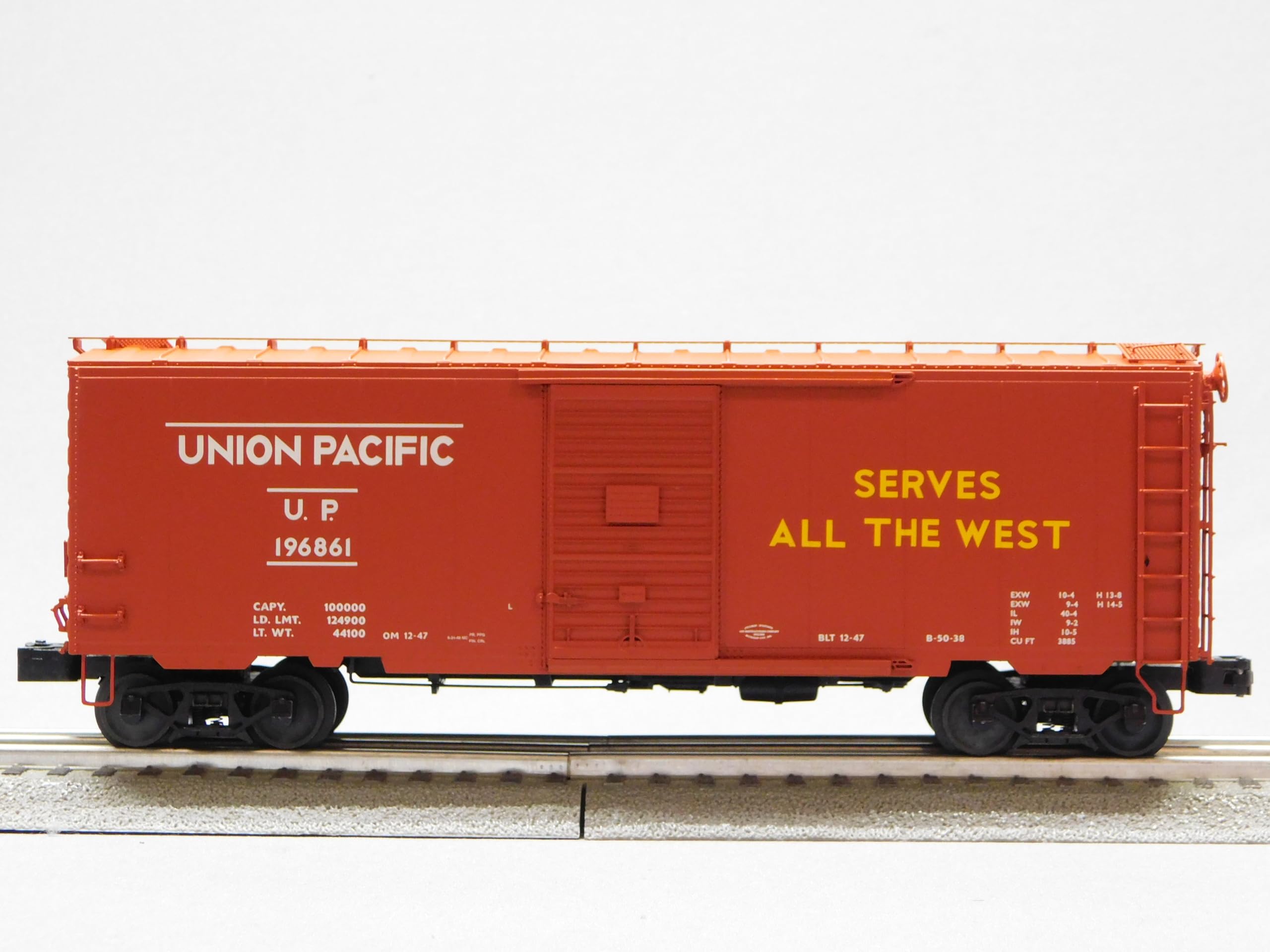 Lionel Union Pacific Grain Door BOXCAR #196861 UP 2326710
