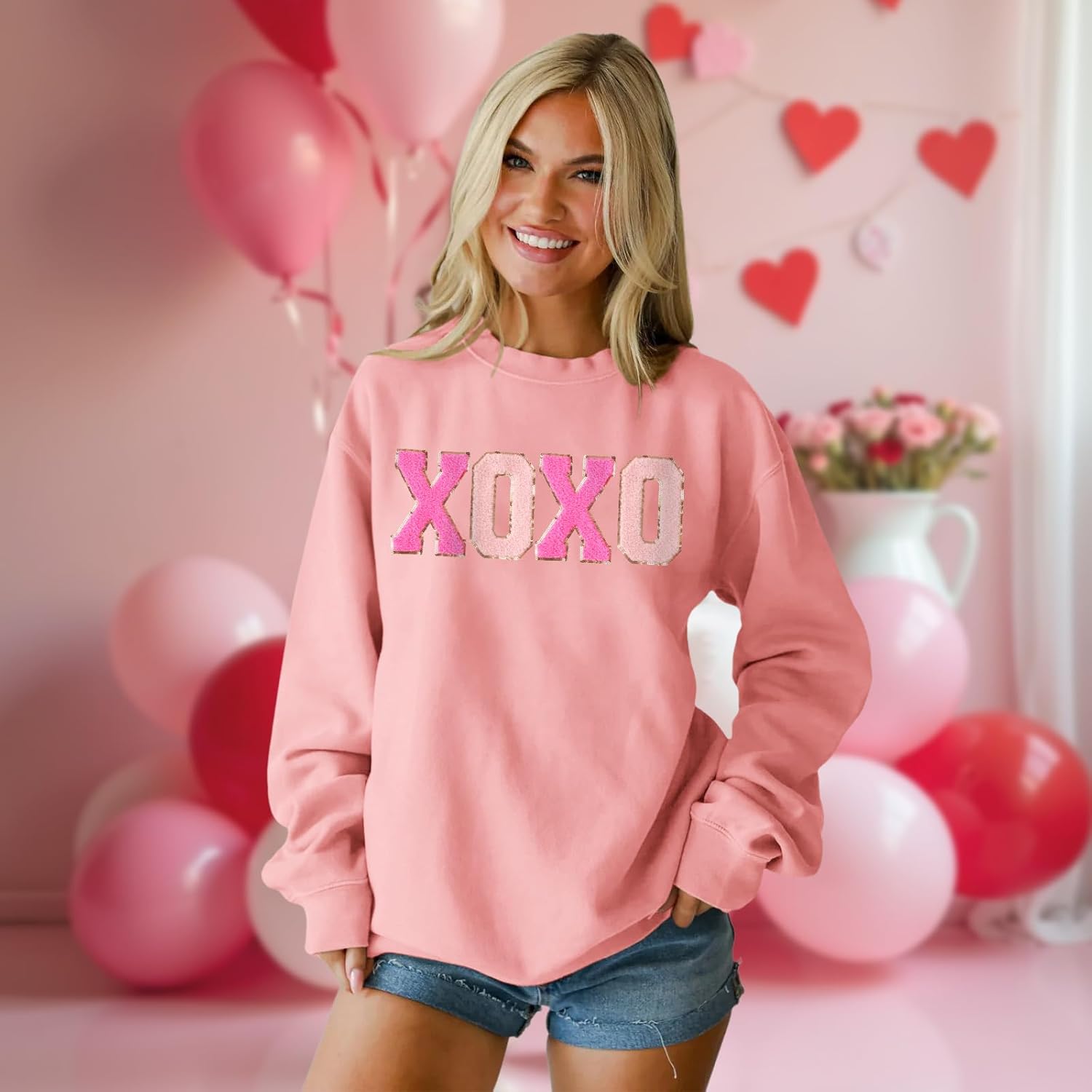 IZYJOY Mommy and Me Valentines Outfits Glitter XOXO Letter Chenille Patch Sweatshirt Long Sleeve Family Matching Shirt - Image 2