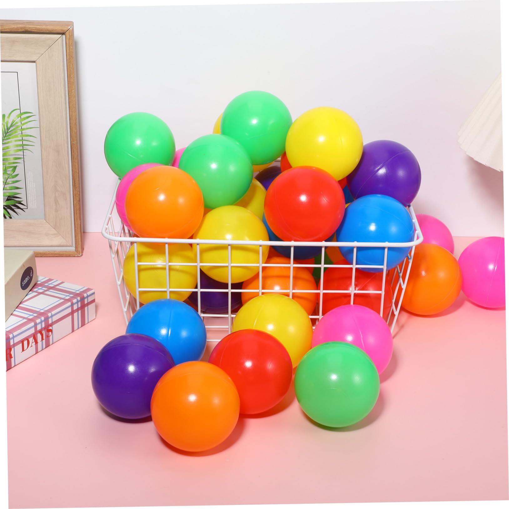 TOYANDONA Balones de Juego Redondas 100 Piezas de Plástico para Niños | Piscina de Bolas y Sala de Trampolín, Uso en Boxes y Fiestas, Coloridas Color Aleatorio