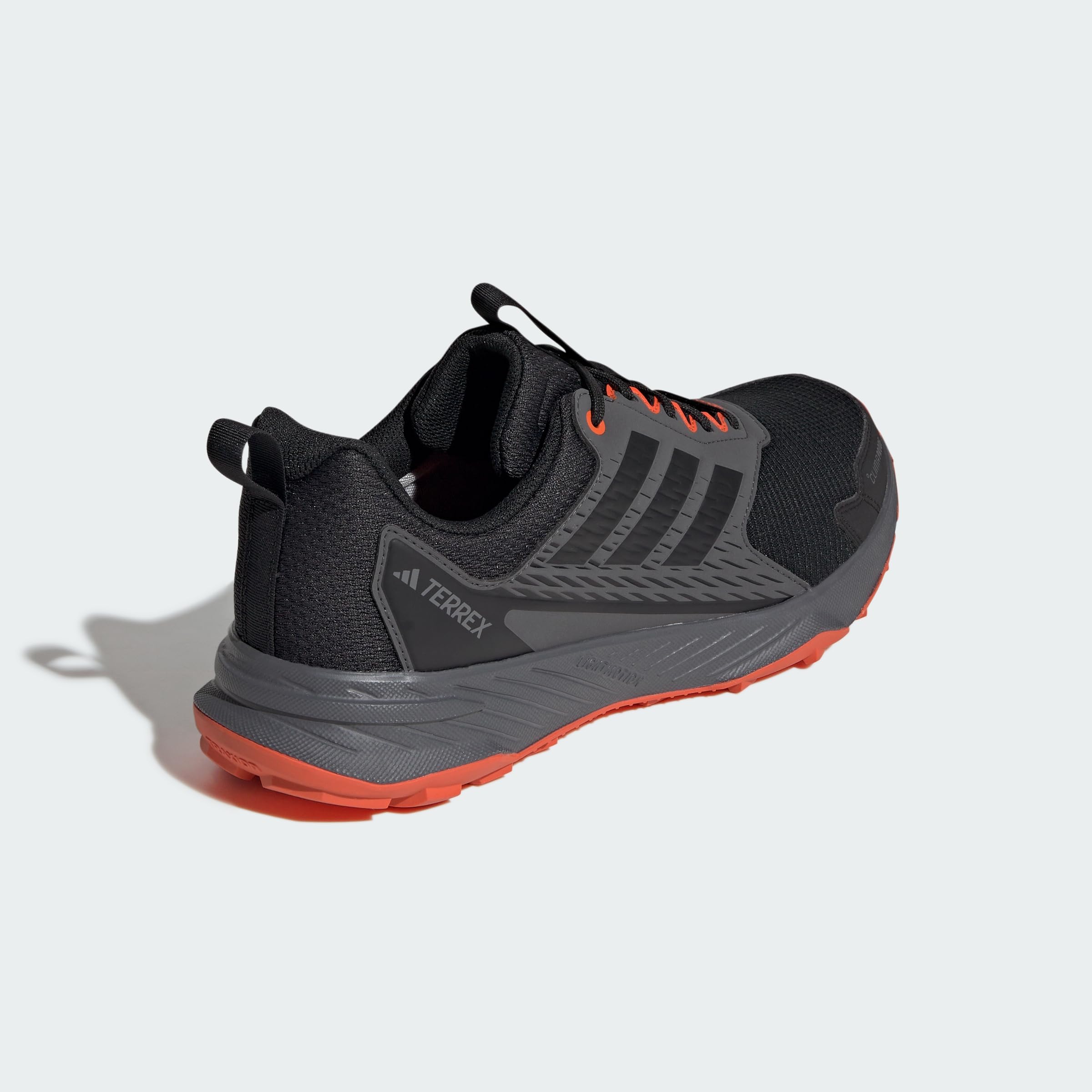 adidas Hombre Terrex Tracefinder 2 Climaproof Trail Running Shoes, Core Black/Core Black/Semi Impact Orange, 43 1/3 EU