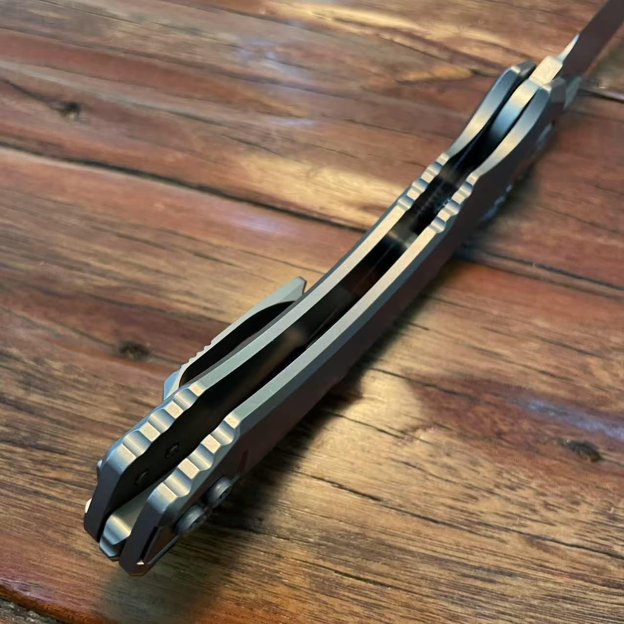 M390 Pocket Folding Knives Ram-Lok S/E Manual Knife Fluted Titanium Handle (3.9" Stonewash)