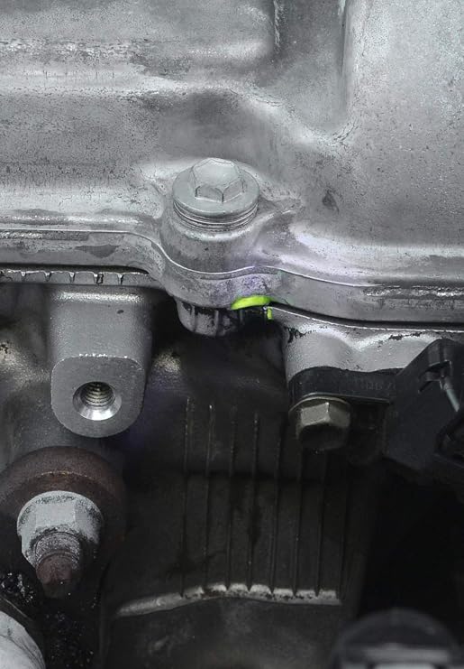 LF2001 Automotive Oil-Based Fluid Leak Detection Dye for Oil, Fuel, ATF, Power Steering, (6) 1oz Ultraviolet Fluorescent Dye Bottles, Services up to 6 Vehicles