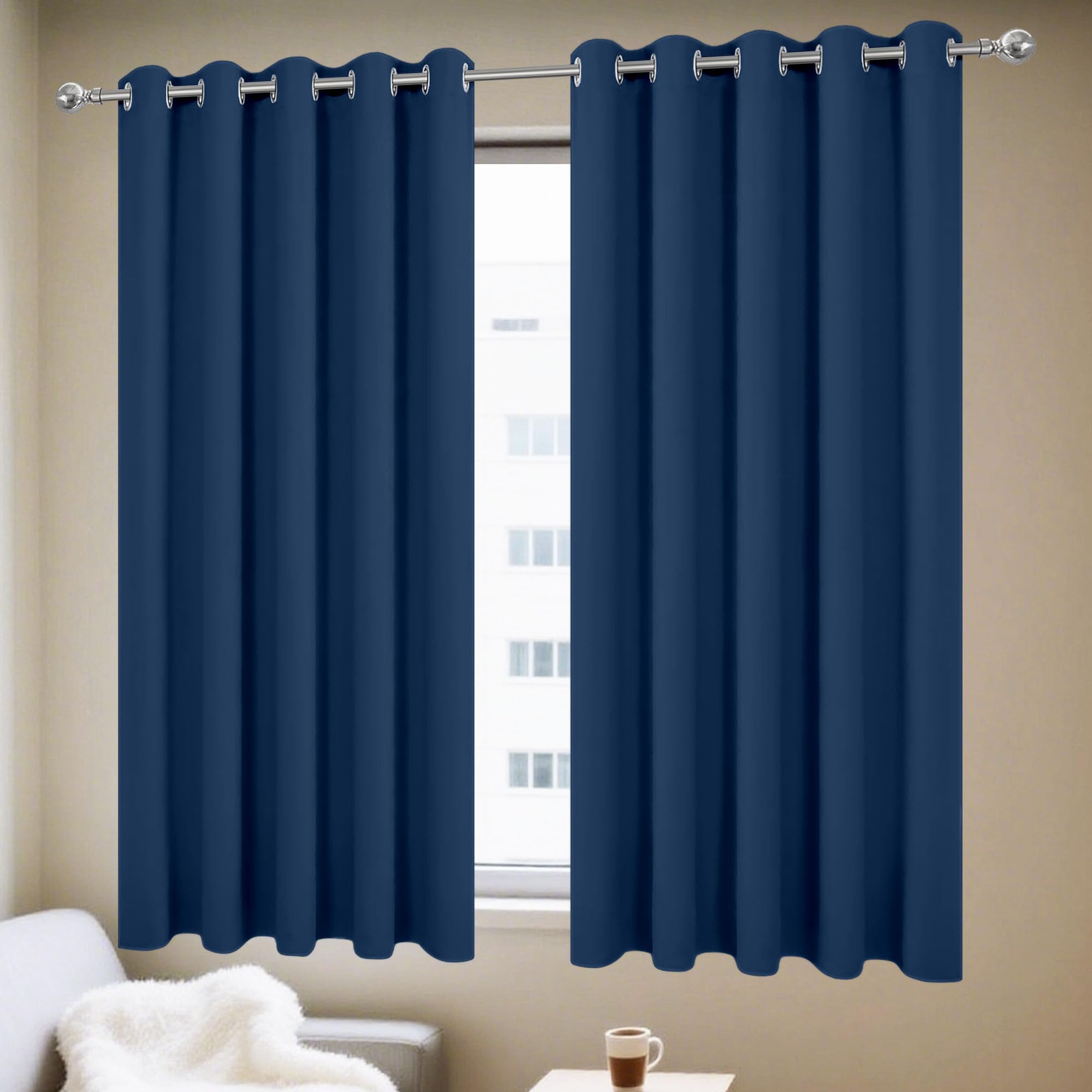 Lot de 1 Rideaux Occultants 161 x 177 cm Polyester, 100% Bloquer Lumière Double Rideaux Thermiques Isolants Design Moderne à Oeillets pour Porte Fenetre Salon Chambre, Bleu Foncé