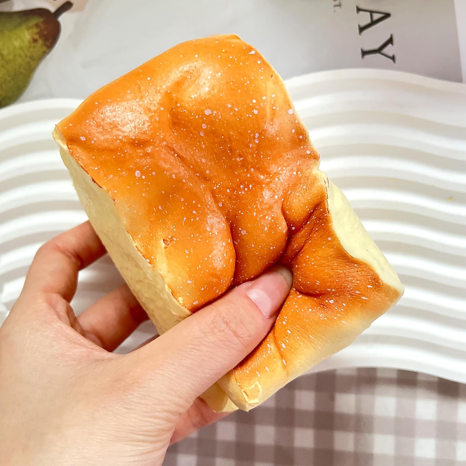 Bread Squeeze Squishy Toy，Slow Rising Squishy，Squishy Dumpling Stress Balls，PU Materia Fidget Toy for Office or Party Favor