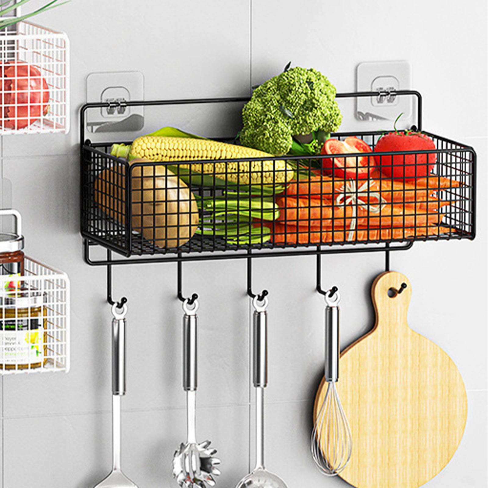 Lot de 2 paniers de cuisine à suspendre adhésifs robustes en fil métallique avec étagère de rangement sans perçage pour cuisine, garde-manger, salle de bain, montage mural, blanc