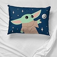 Vista 5 de Jay Franco Star Wars The Mandalorian Hello Grogu 1 funda de almohada reversible individual – Ropa de cama infantil súper suave de doble cara