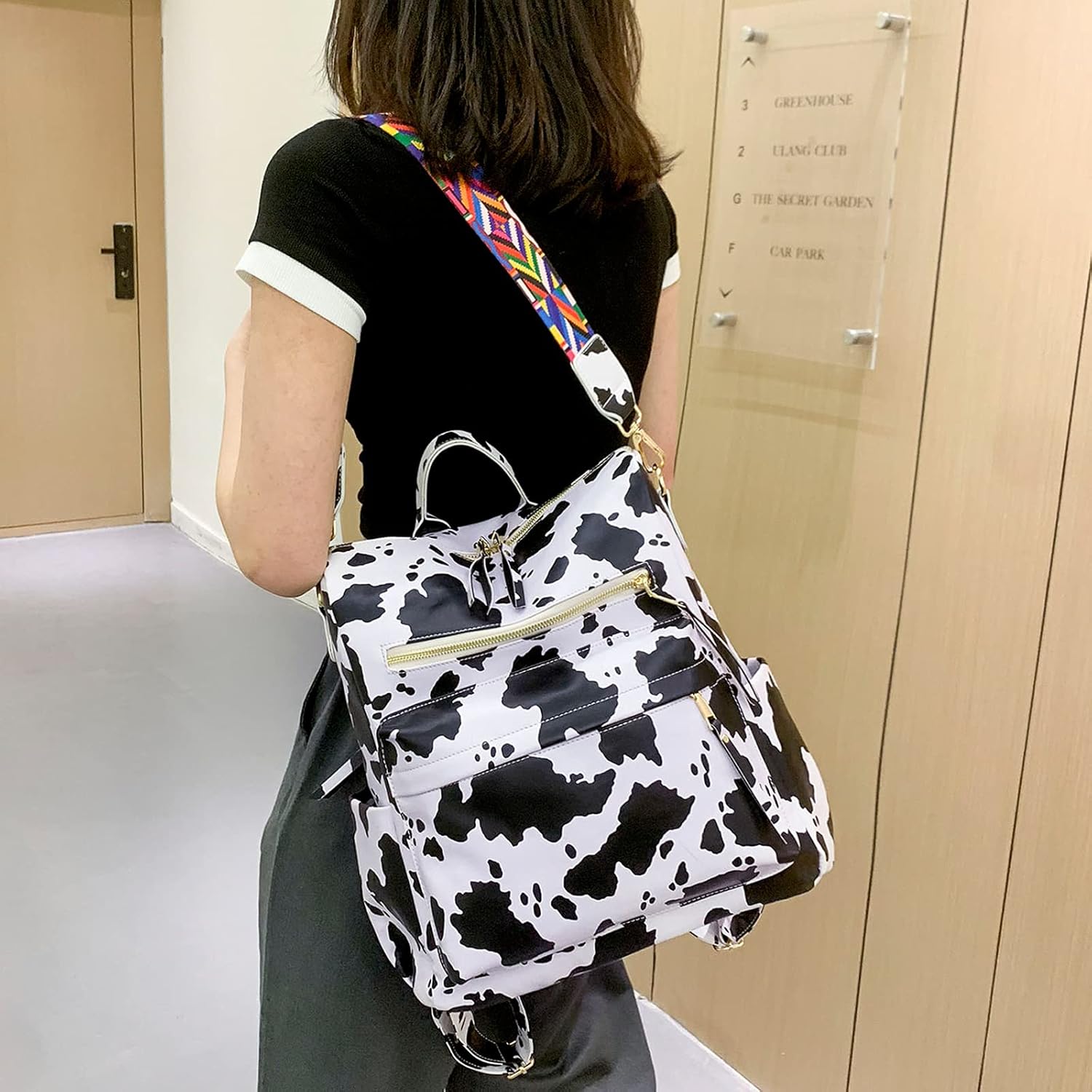 Women's Vintage Cow Pattern Backpack Purse, 33x15x36cm, 0.76kg - Image 2