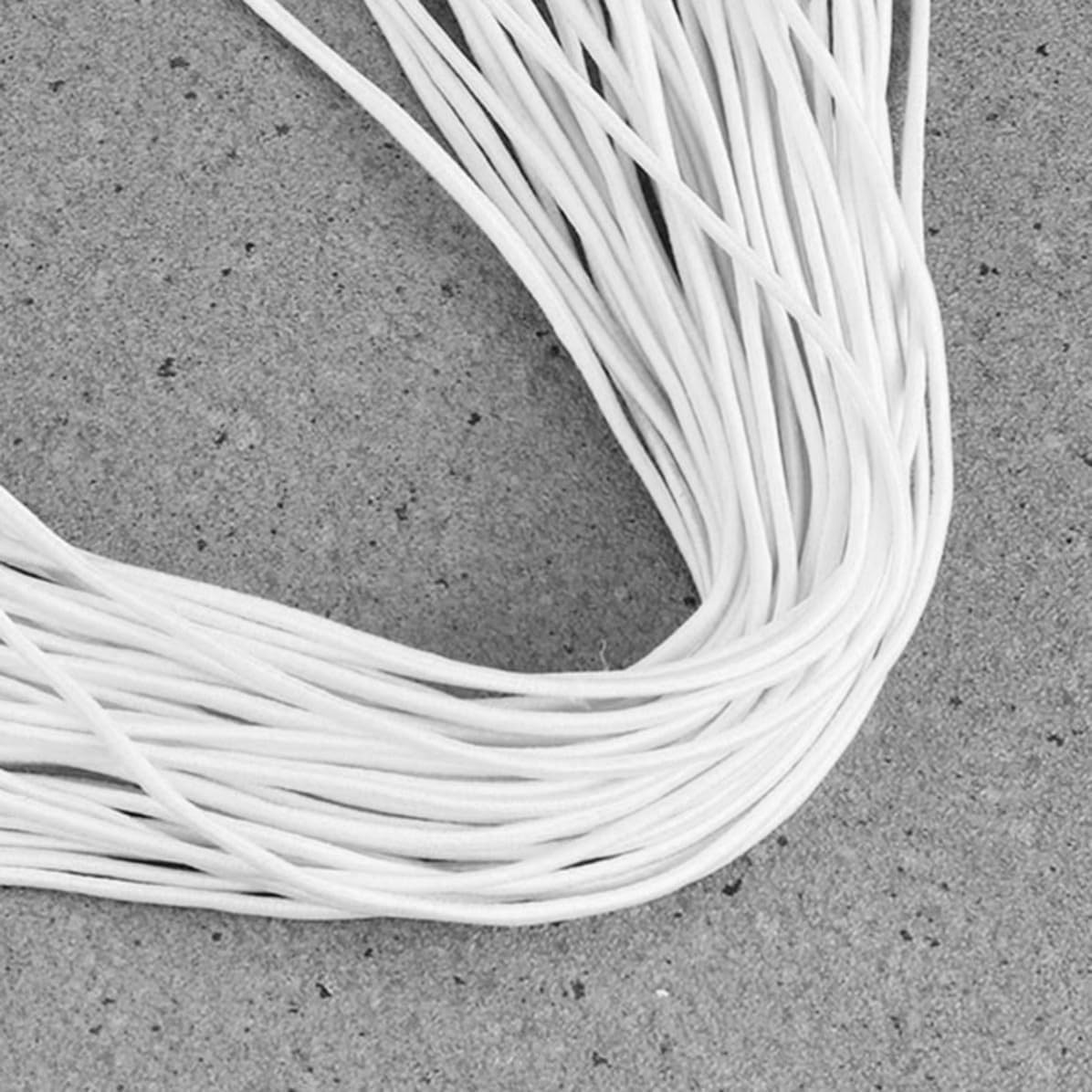 HOMSFOU 100pcs White Elastic Cord for Mask Making with Metal Ends, Strong Elasticity and Smooth Barbs, 18cm Stretch Loop Band for Arts and Crafts Projects and School Projects