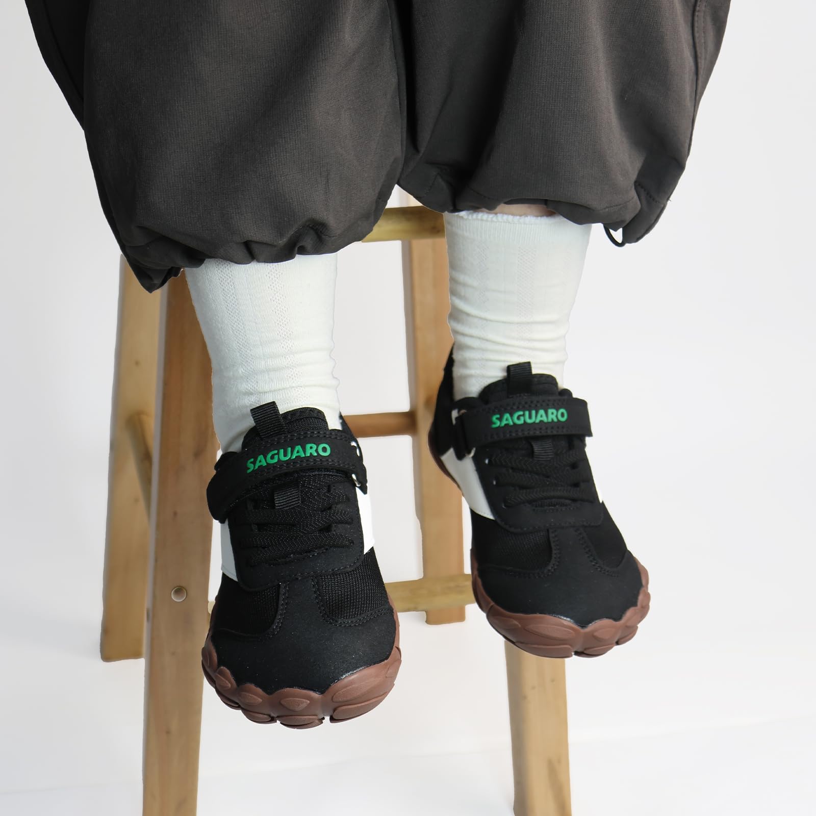 SAGUARO Chaussures Minimalistes Barefoot Enfants Sneakers Pieds Nus avec Large Bout, GR.25-36