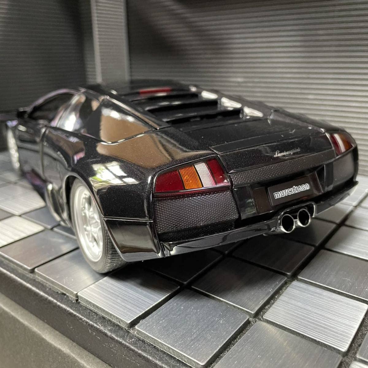 Amazon.co.jp: AutoArt 1/18 Lamborghini Murcielago Black
