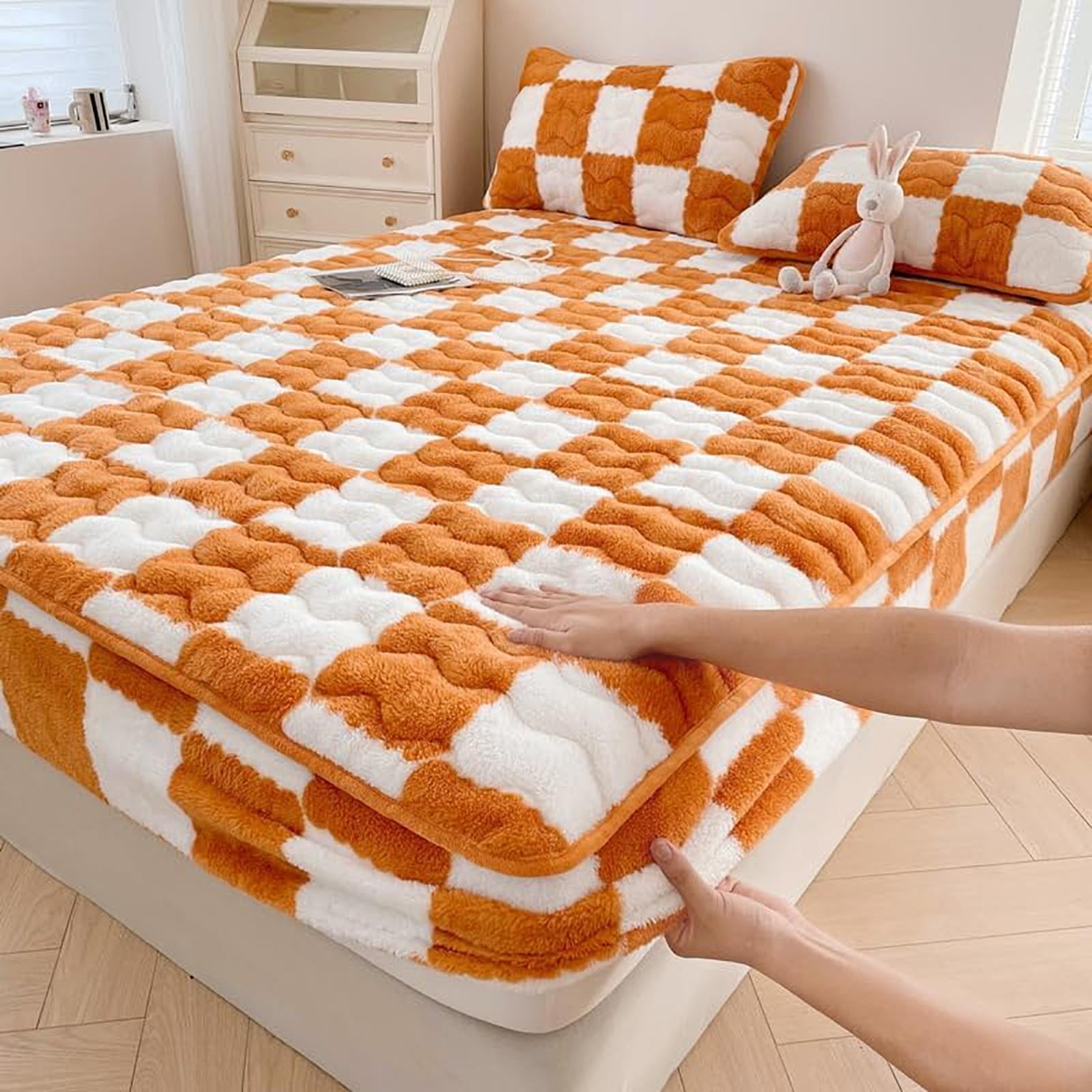 Milk Velvet Checkered Mattress Cover, Flannel Fitted Sheet,Ultra Soft Fluffy Non-Slip Protective Cover for Bed Mattress with Extra Deep Pocket,F,Twin: 90x200cm