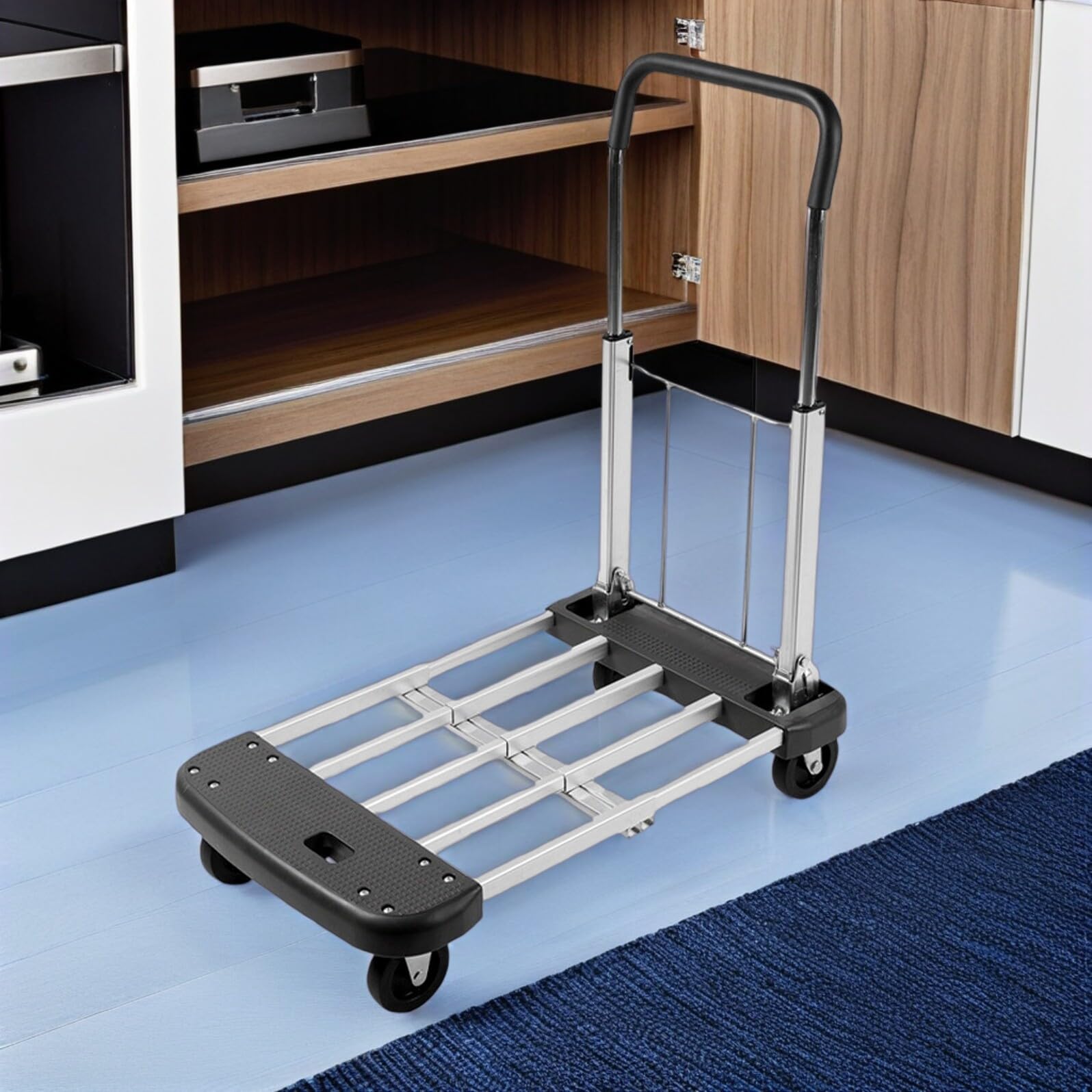 Carrito de equipaje plegable resistente y ligero con construcción de material sintético, diseño multifuncional para uso diario en diferentes lugares