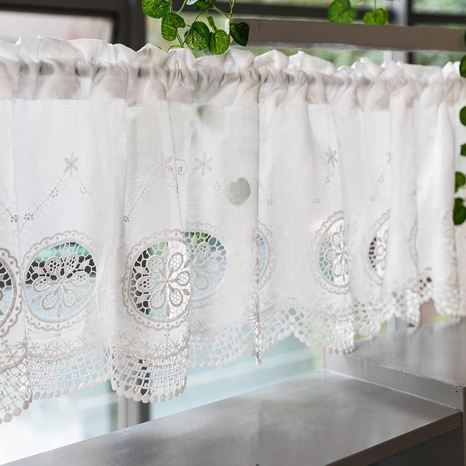 A.Monamour Cortina Cocina Ventana Puerta Corta Pequeña Encaje Bordado Floral Blanco De Algodón Opaco De Granja Rústica Retro Bolsillo para Varilla Panel Cenefa Rustica Bistro para Dormitorio Café Baño