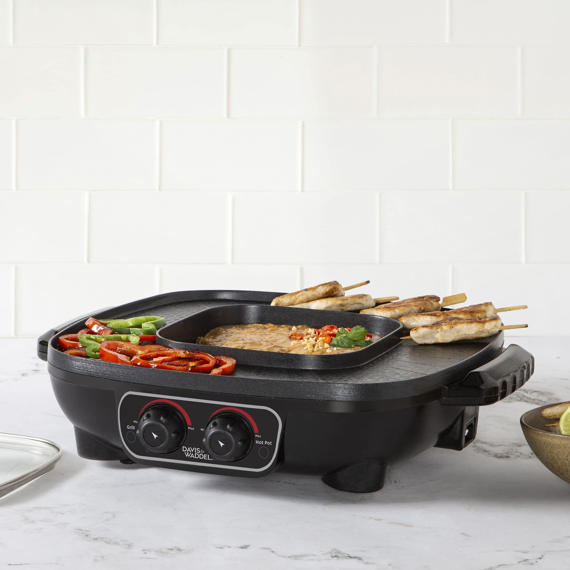 Davis & Waddell 2 in 1 Electric Steamboat Hotpot with Teppanyaki