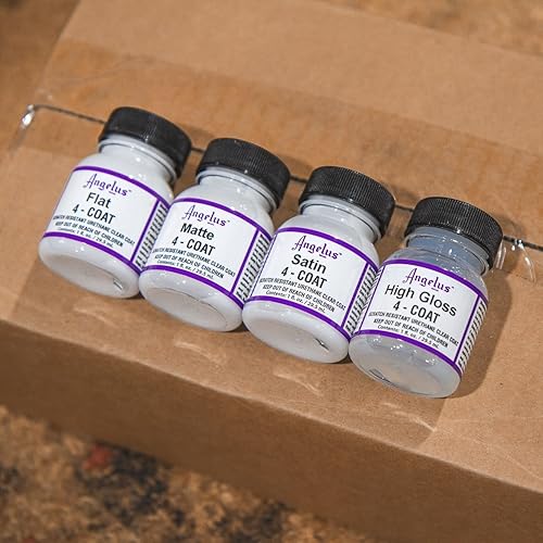 Miniatura 3 de Angelus Acabado de capa superior de cuero de uretano transparente de 4 capas (satén, 1 oz)