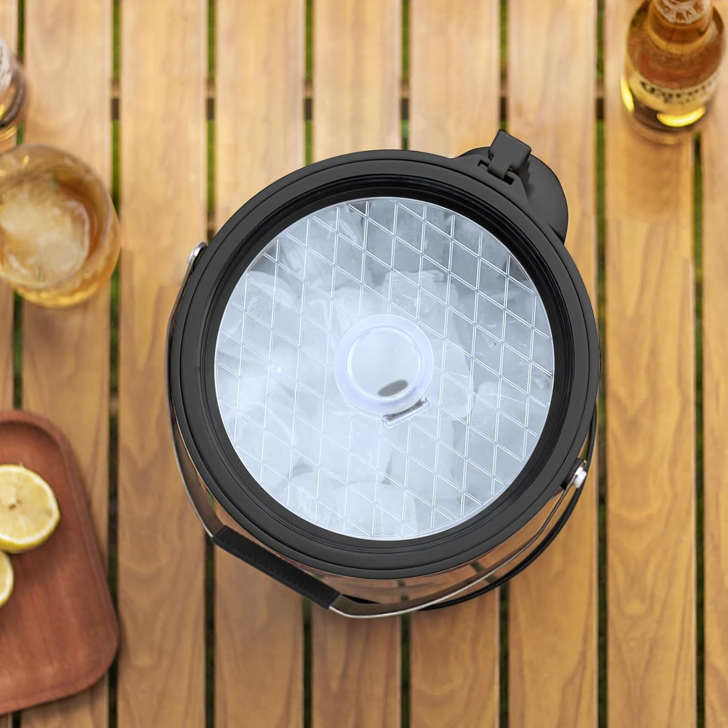 6.8L/7QT Insulated Ice Bucket with Lid & Scoop,Double-Wall Ice Bucket for Parties,Cocktail Bar(Black)