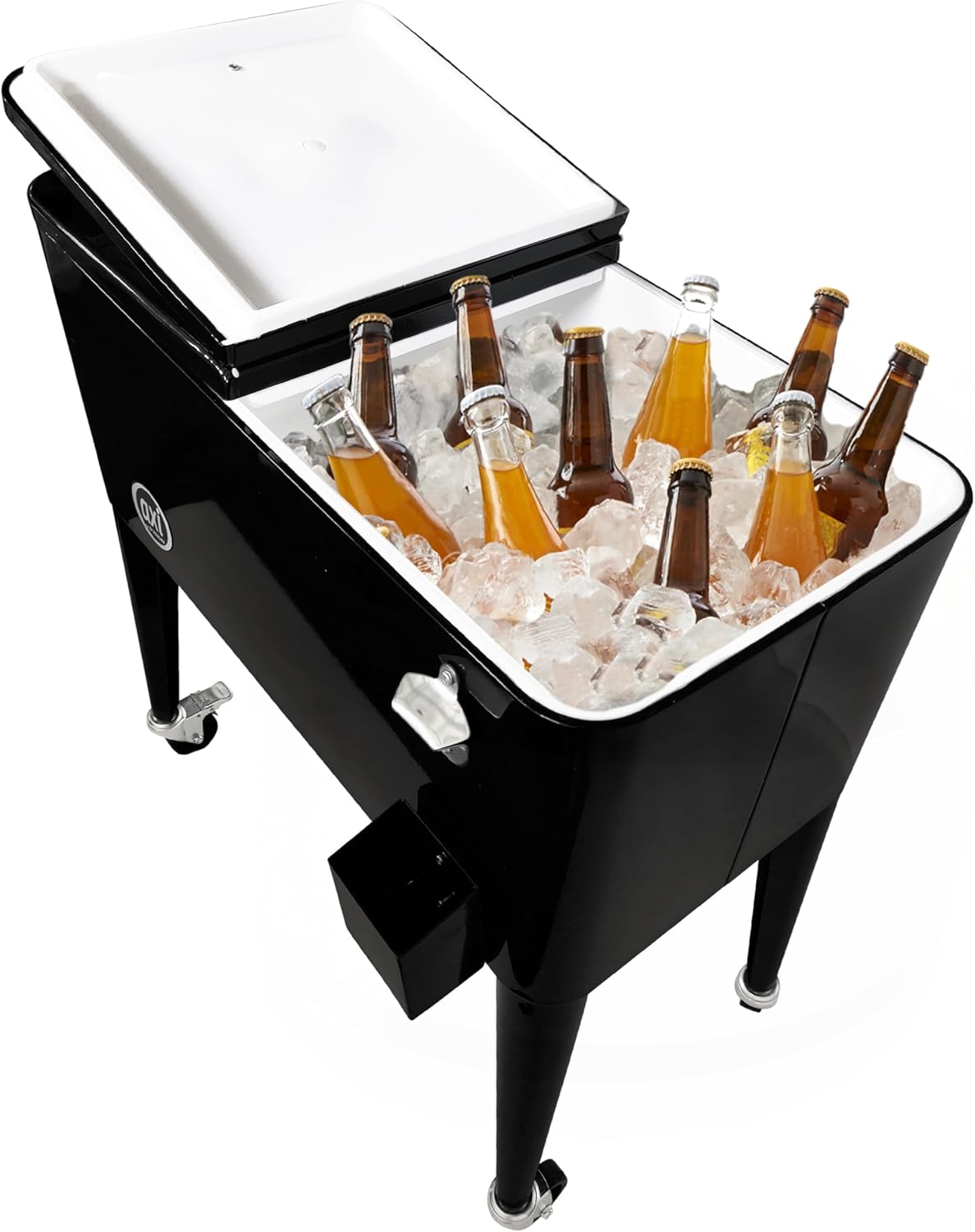 ตู้แช่เครื่องดื่ม AXI Retro Cooler บรรจุด้วยน้ำแข็งและขวดเครื่องดื่มหลากหลายชนิด โดยแสดงให้เห็นฝาที่เปิดอยู่