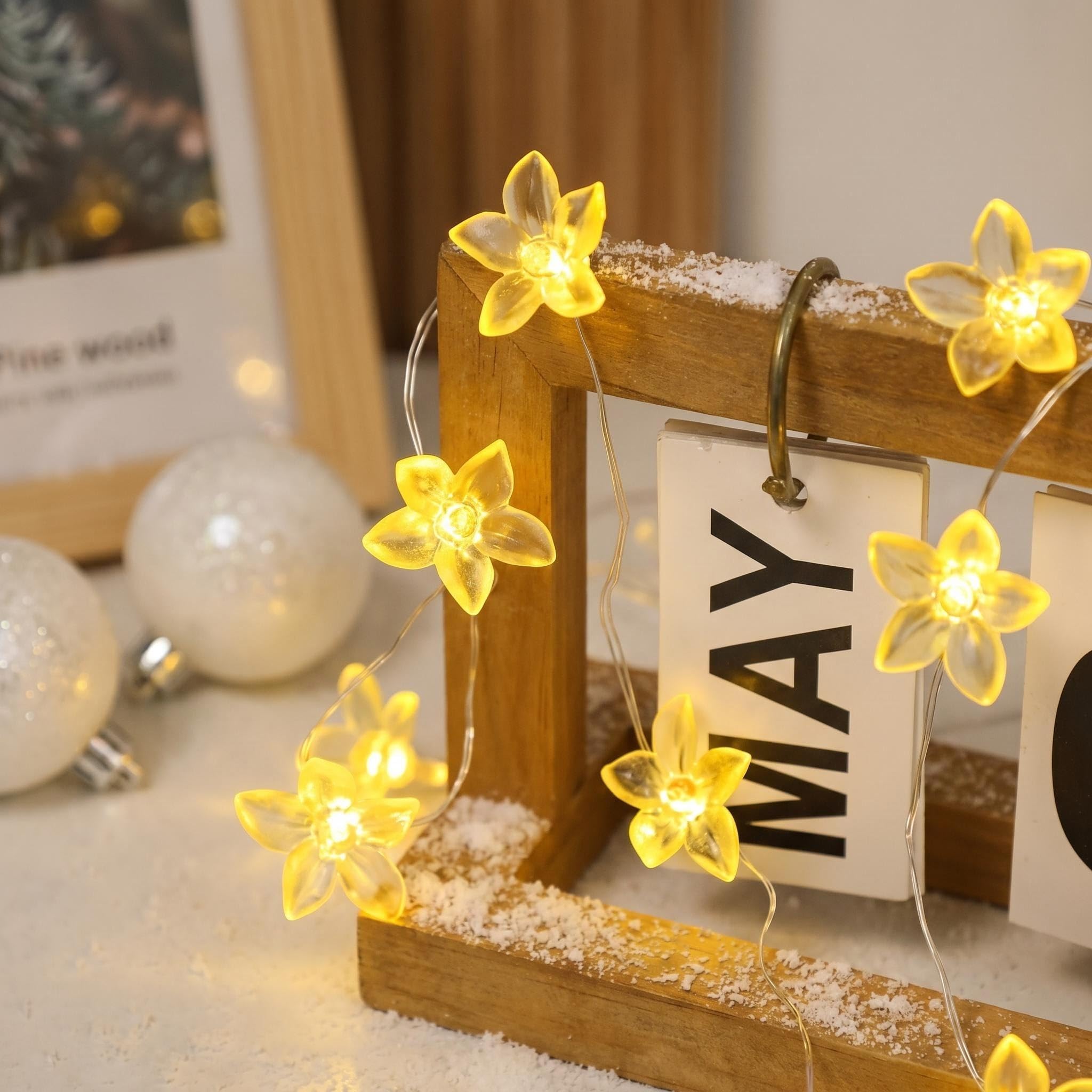 HHMTAKA Flower Fairy String Lights 2M Lily Blossom Lights with 20 LED Battery Operated String Lights Spring Decoration with Timer for Indoors,Bedroom,Christmas Décor (Yellow)