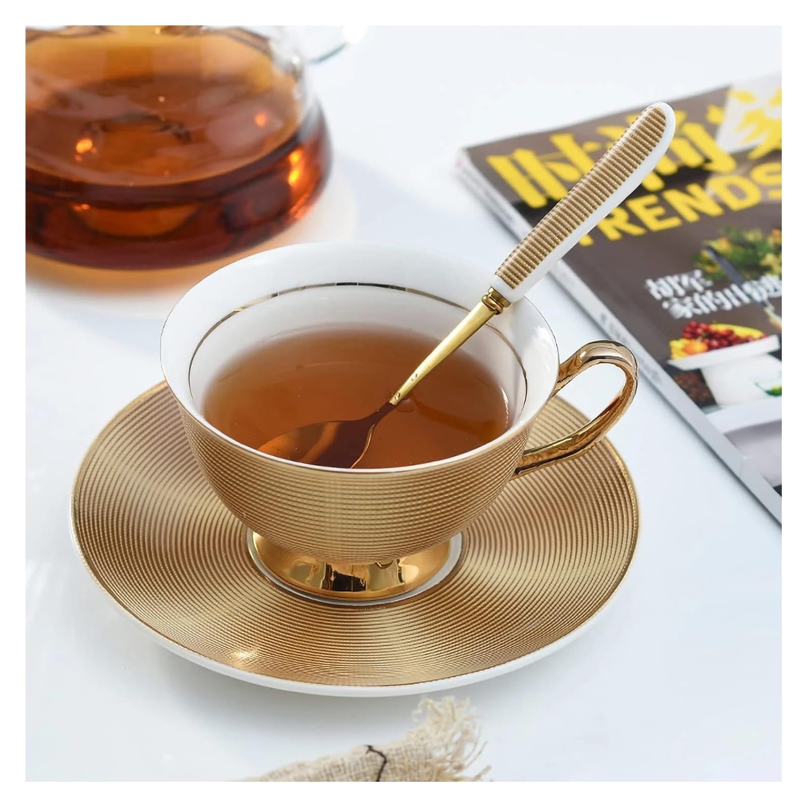 Juegos de tazas de café y platillos Delicados y elegantes juegos de taza platillo café porcelana china, 180 ml. Taza té sofisticada elegante con cuchara