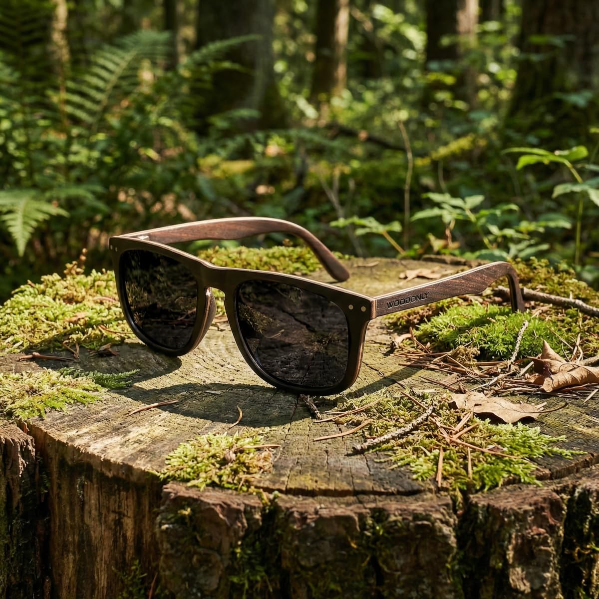 Rétro Lunettes de Soleil en Bois Polarisées - Lunettes de Soleil en Bois Moderne avec Etui en Bambou pour Hommes et Femmes Cadeaux Parfaits