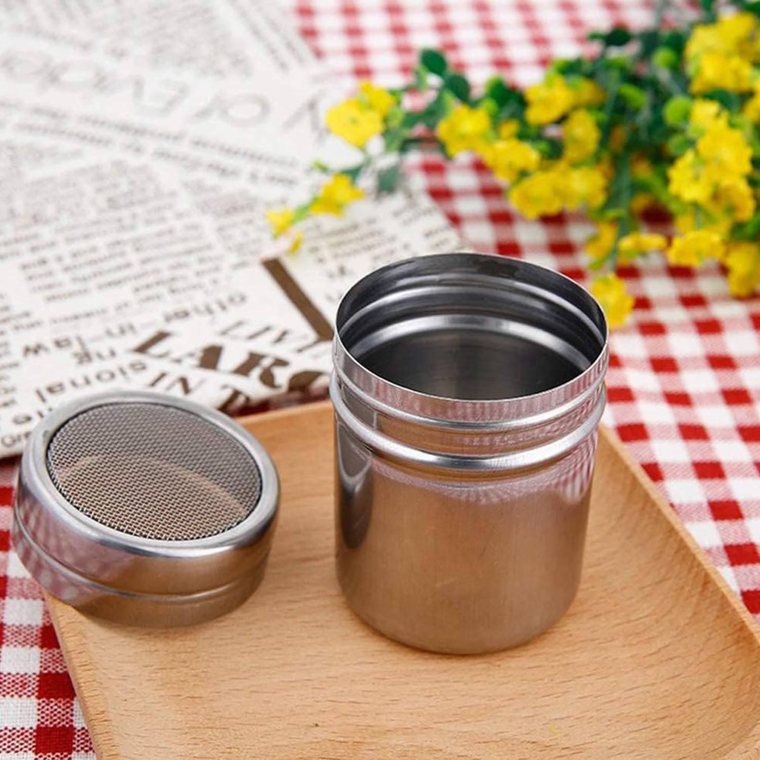 ZUIHUI Powder Sugar Shaker Duster with Lid, Fine Mesh Shaker Powder Cans for baking soda Cocoa Cornstarch Coffee Flour ect(1 Pack)