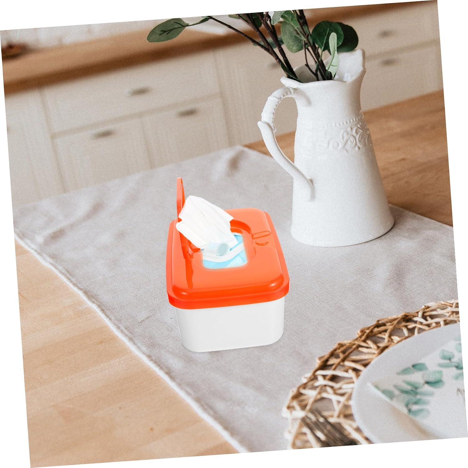 2pcs Wipe Case Portable Wipe Holder Dispenser for Travel Keeps Wet Fresh for Diaper Changing and Outdoor Use Random Colors
