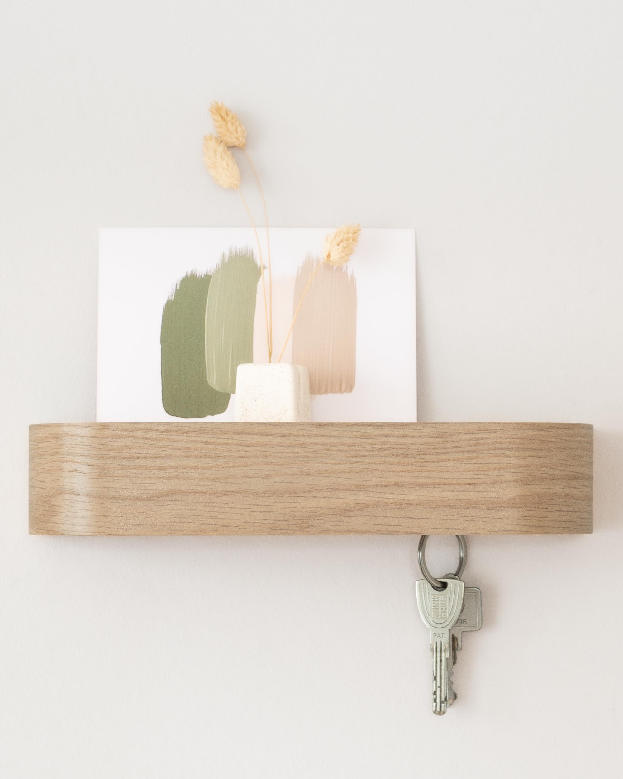 Kazai. Colgador Llaves Pared 'Fyndig' | Diseño Minimalista de Llavero de Pared de Berlín | Porta Llaves de Pared con Bandeja de Madera | Cuelga Llaves Pared para Entrada y Pasillo | Roble, blanco