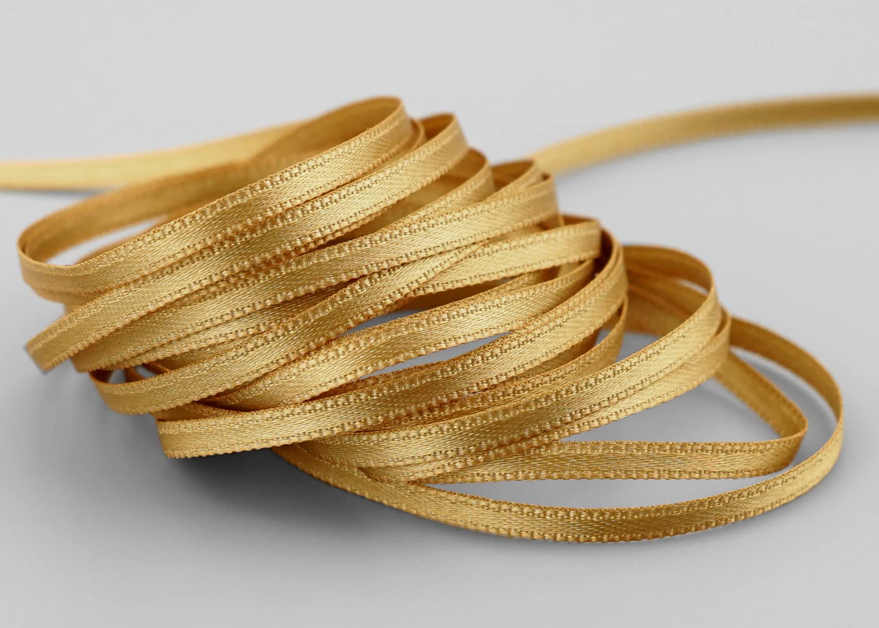 finemark 3 m x 3 mm Satin Ribbon Gold (634) Double-Sided Satin Ribbon without Wire Soft and Shiny Gift Ribbon Decorative Ribbon Double Face Decorative Ribbon Decorating Cord Crafts