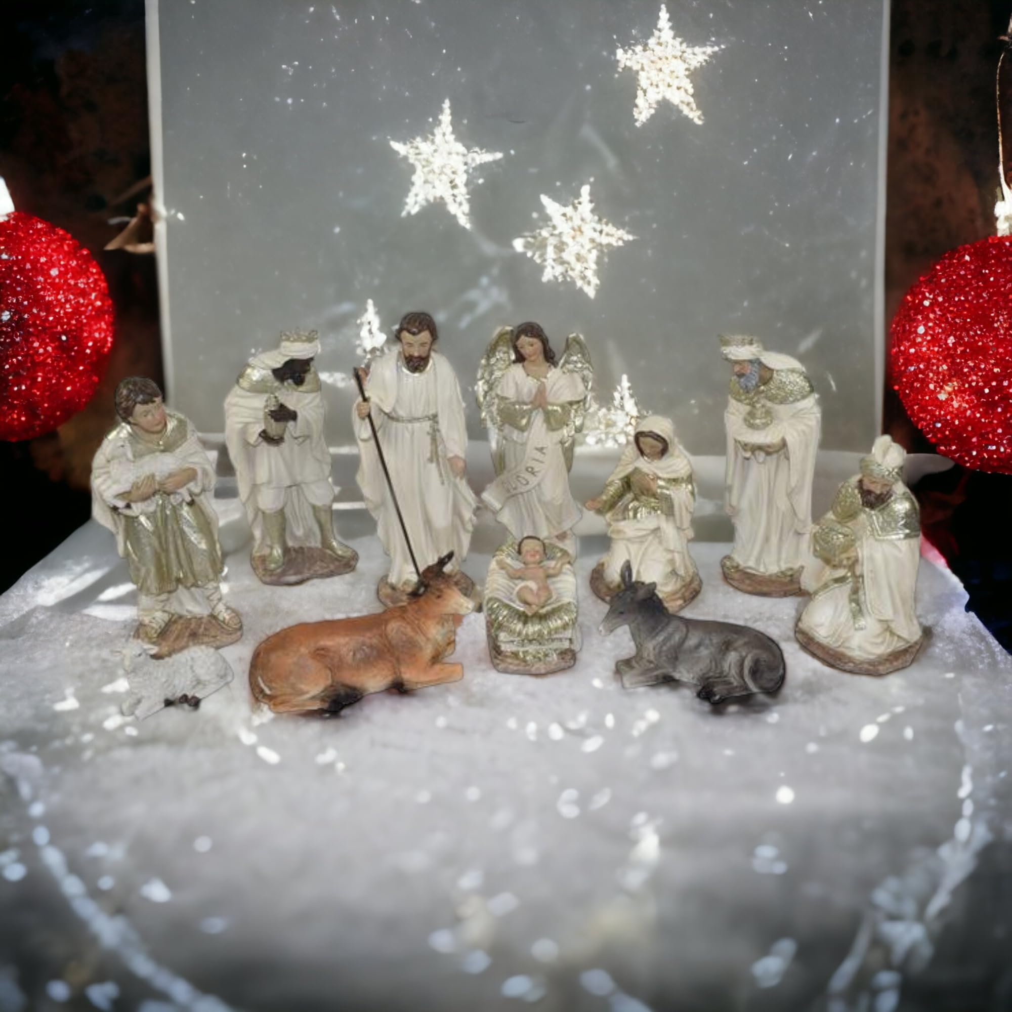 Presepe Di Natale Con Gesù Bambino E Figure Circostanti, Scena Della Nativà, Sacra Famiglia, Mangiatoia Di Natale Immagine PNG e clipart per il download gratuo