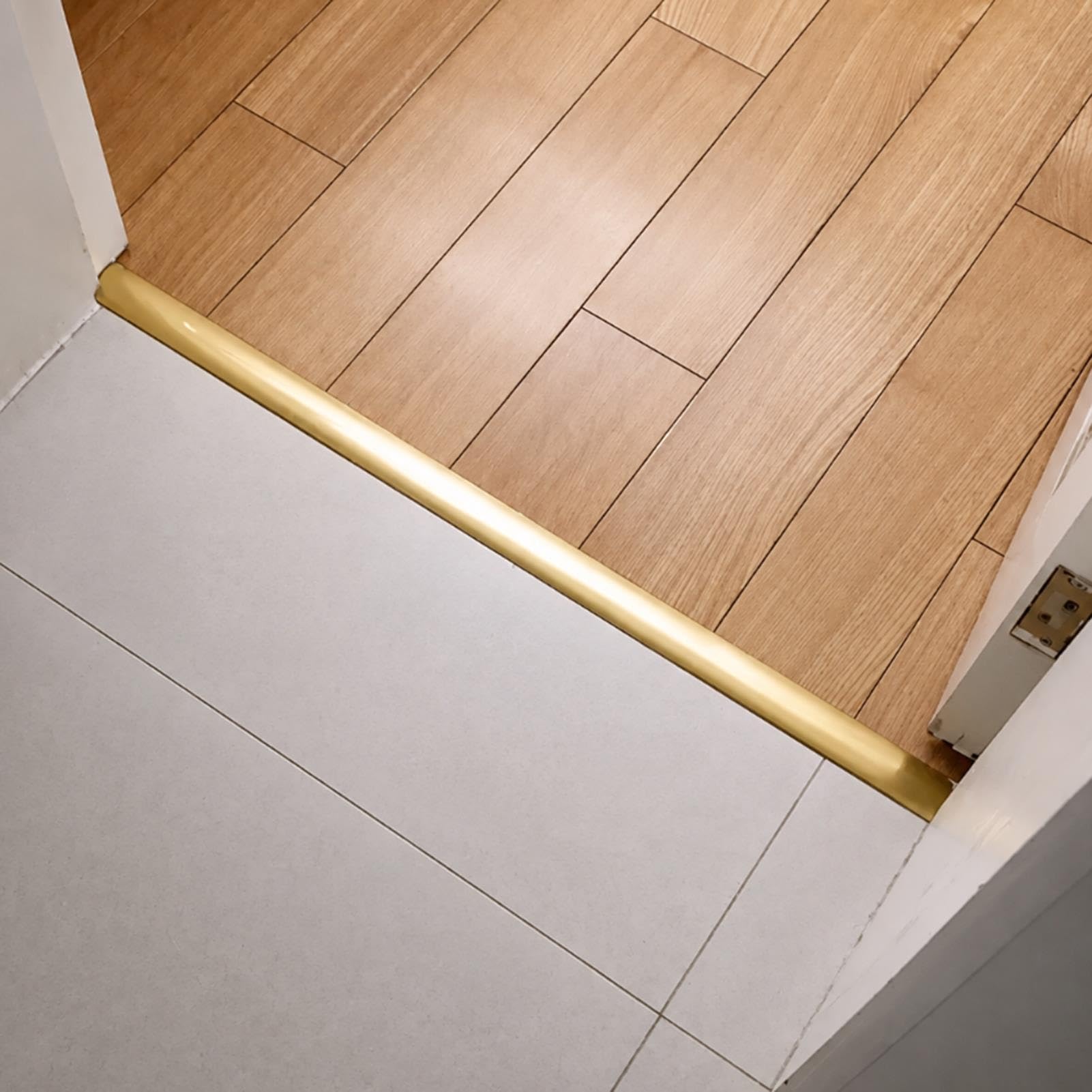 Striscia di Transizione Profilo di Transizione a T in Ottone 28 mm, Soglia per Pavimenti in Legno Moquette Vinile LVT Piastrelle Laminato, Copertura per Giunti in Metallo
