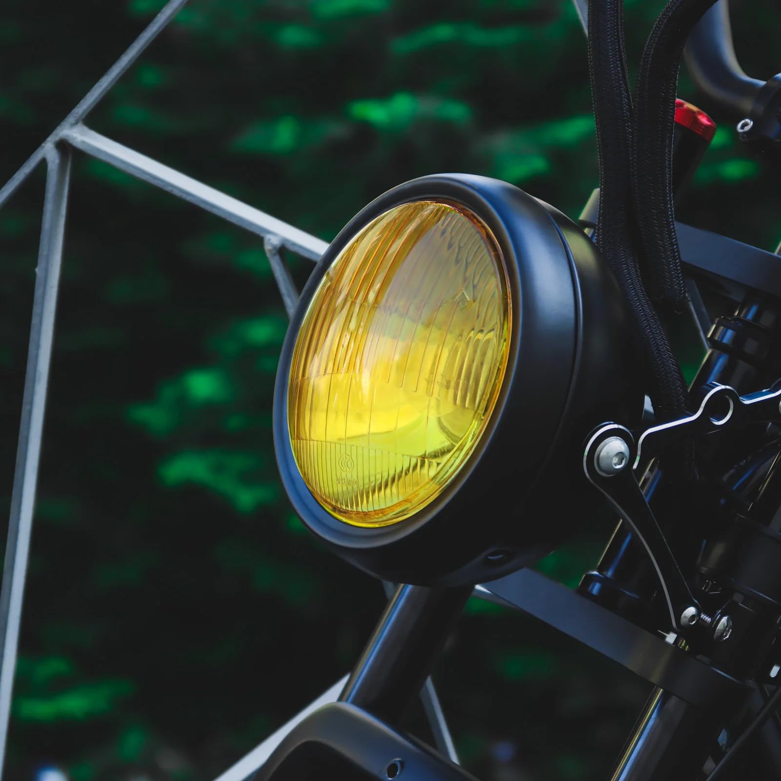 Amazon.co.jp: 12 Vヘッドライトキット5.75