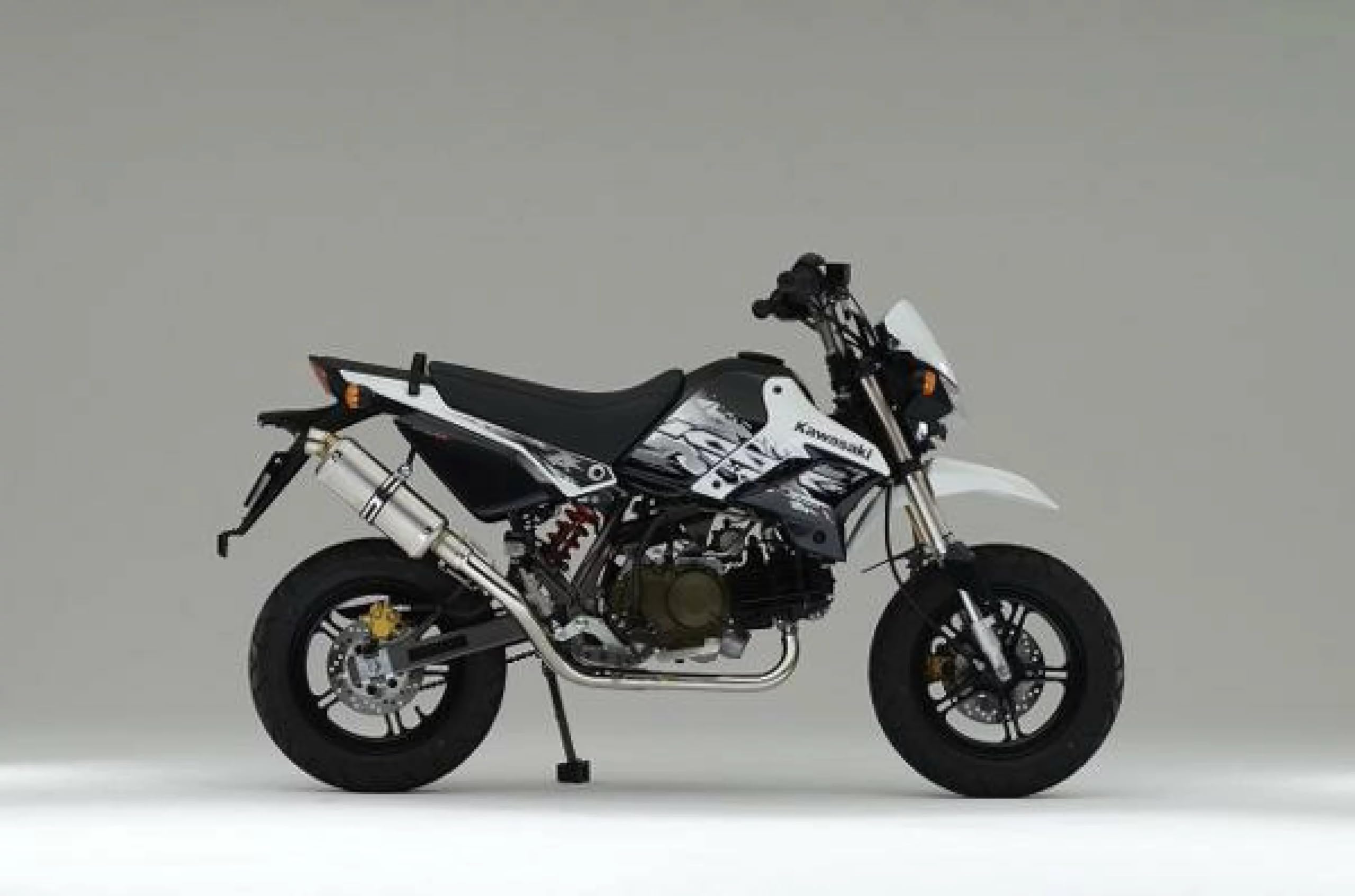 KSR110　トゥーブラザーズ流用ワンオフセンターマフラー　ステンレス製 KSR110 トゥーブラザーズ流用ワンオフセンターマフラー ステンレス製