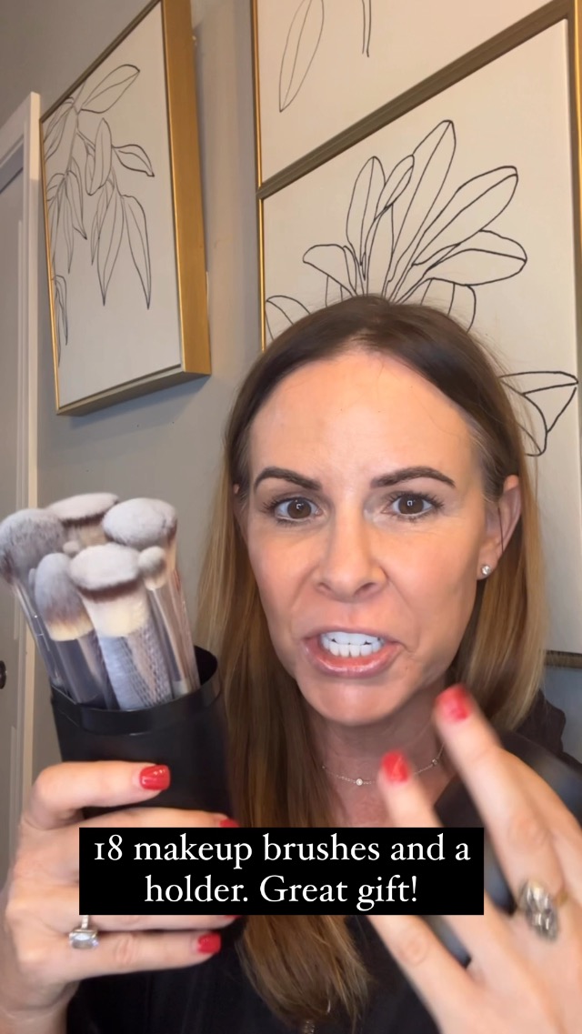 Watch Makeup Brush Set on Amazon Live