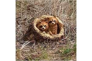 Mesmerizing 7.75" Raccoon Statue: A Wildlife Haven for Your Garden