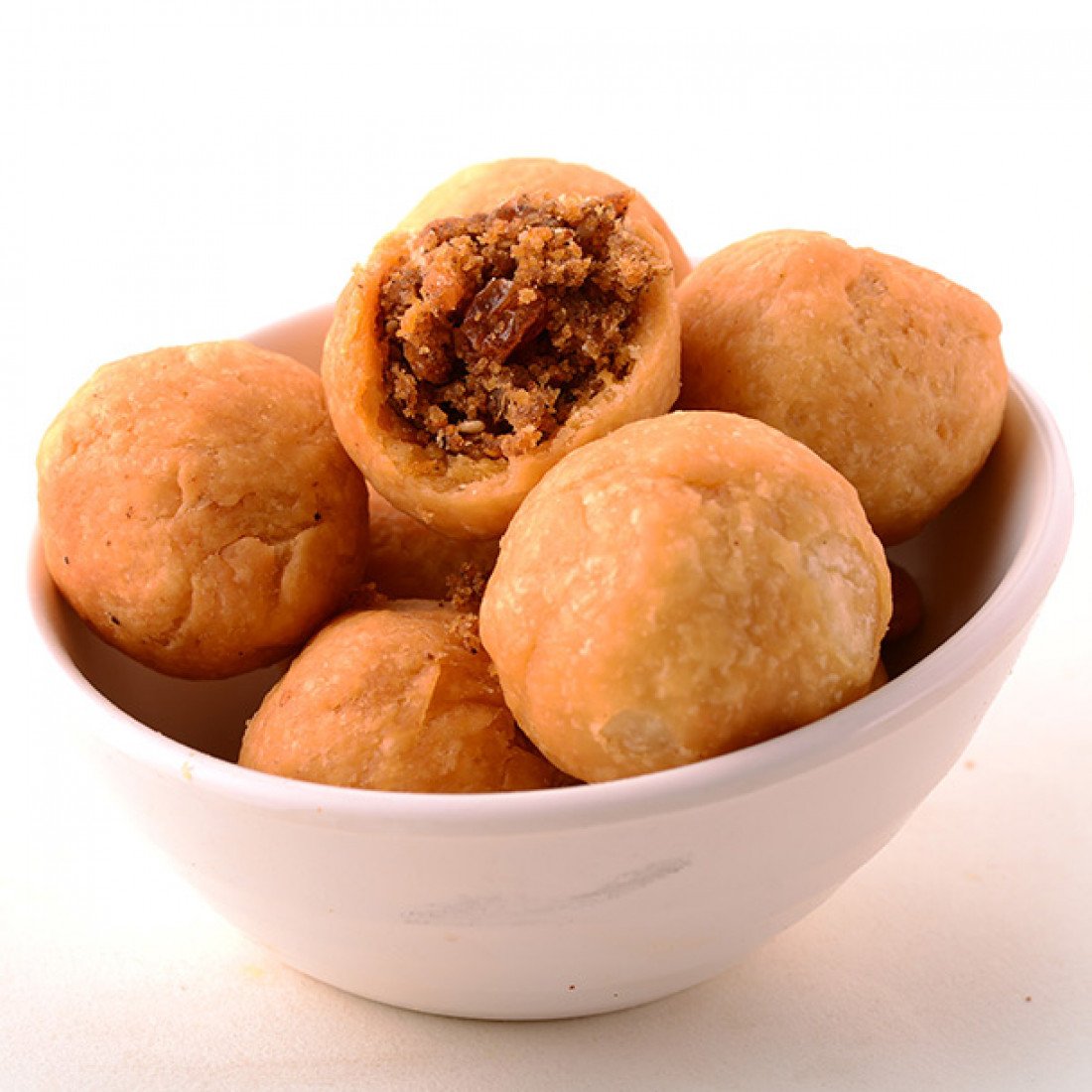 Kandoi Bhogilal Mulchand (Ahmedabad) Dry Fruit Kachori Indian Snack - 500 gm