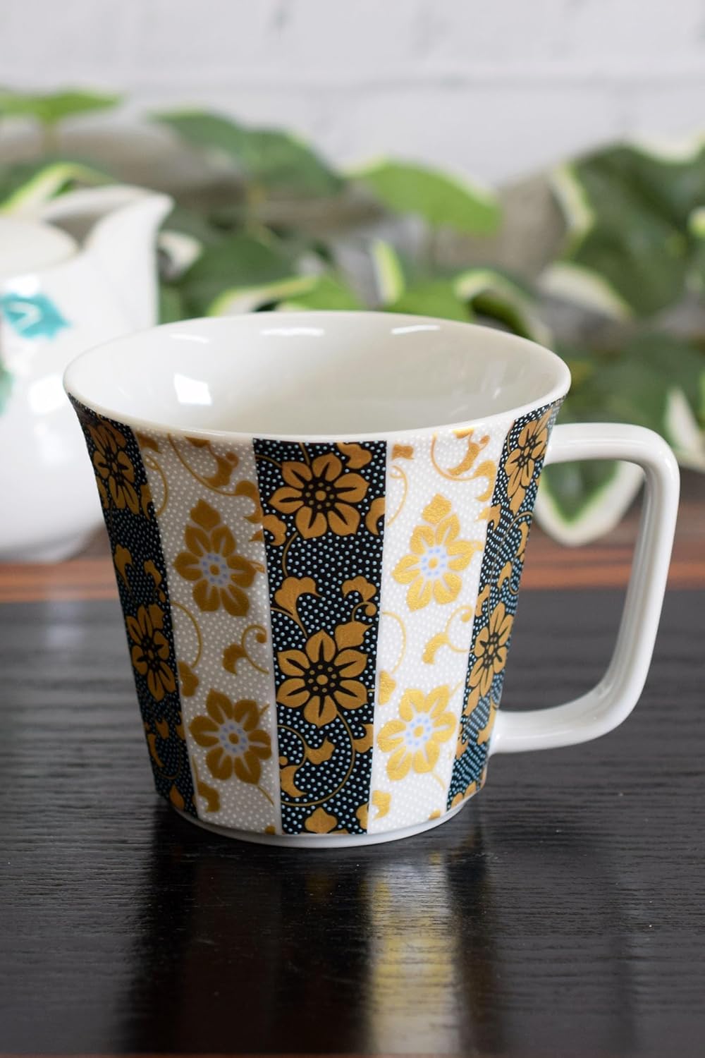 希少英国 ロイヤルコレクショントラスト 王室紋章入りタンカード