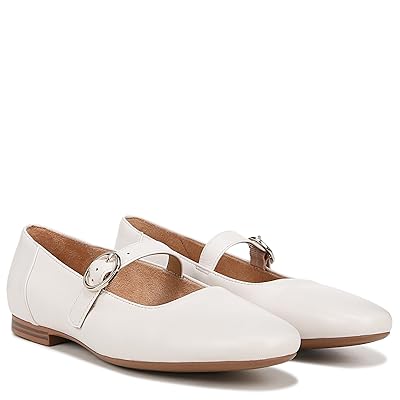 Naturalizer Kelly Women