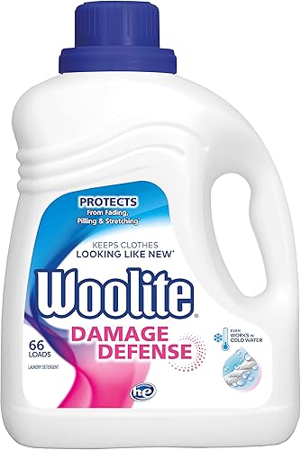Woolite Detergente líquido para ropa Damage Defense, 66 cargas, lavadoras regulares y HE, 100 onzas líquidas, el embalaje puede variar
