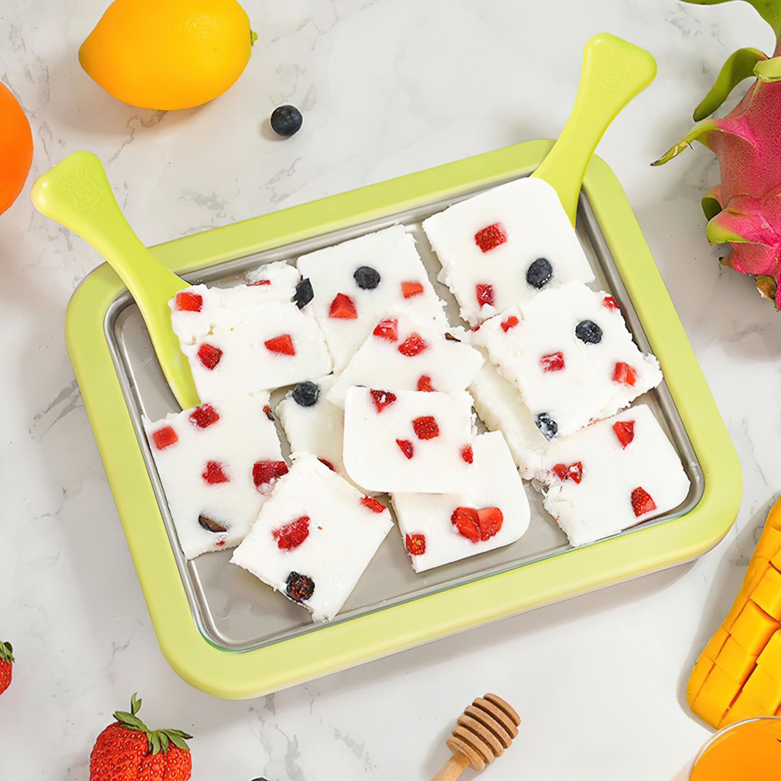 Fabricante de rollos de helado, Heladera Instantánea con 2 Espátulas, Ice Cream Rolls Maker Machine, Máquina para Hacer Rollos de Helado, Placa de Hielo Helado (Green, 1)