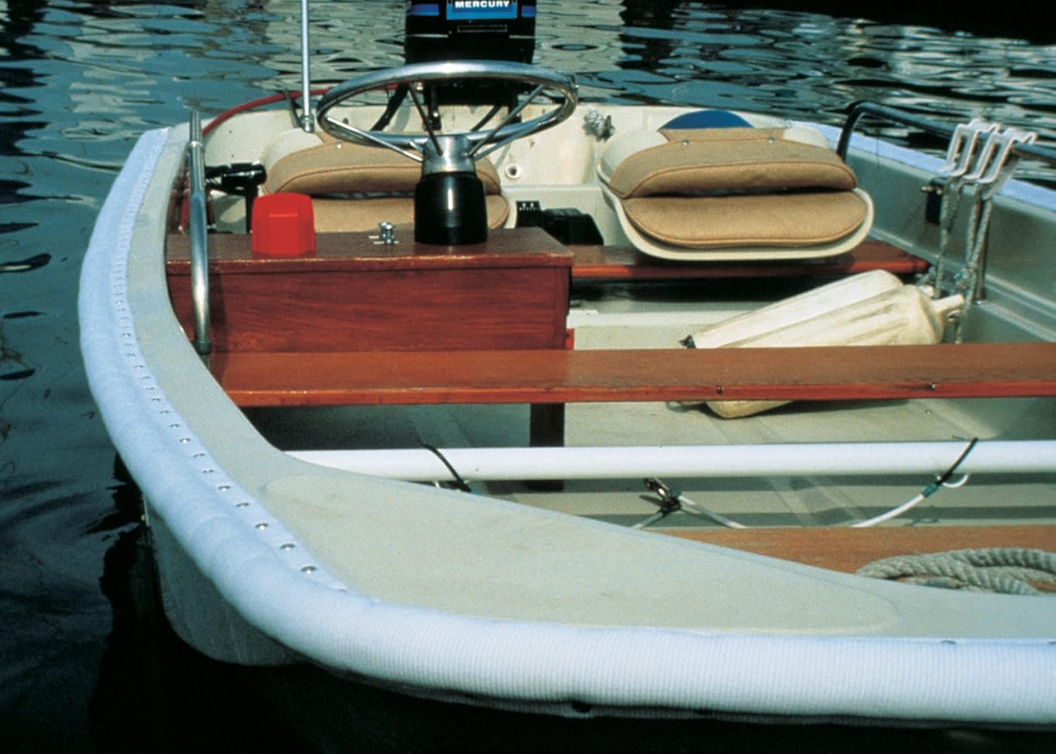 Taylor Made Products Dockguard Boat 1/2 Round Gunnel Guard