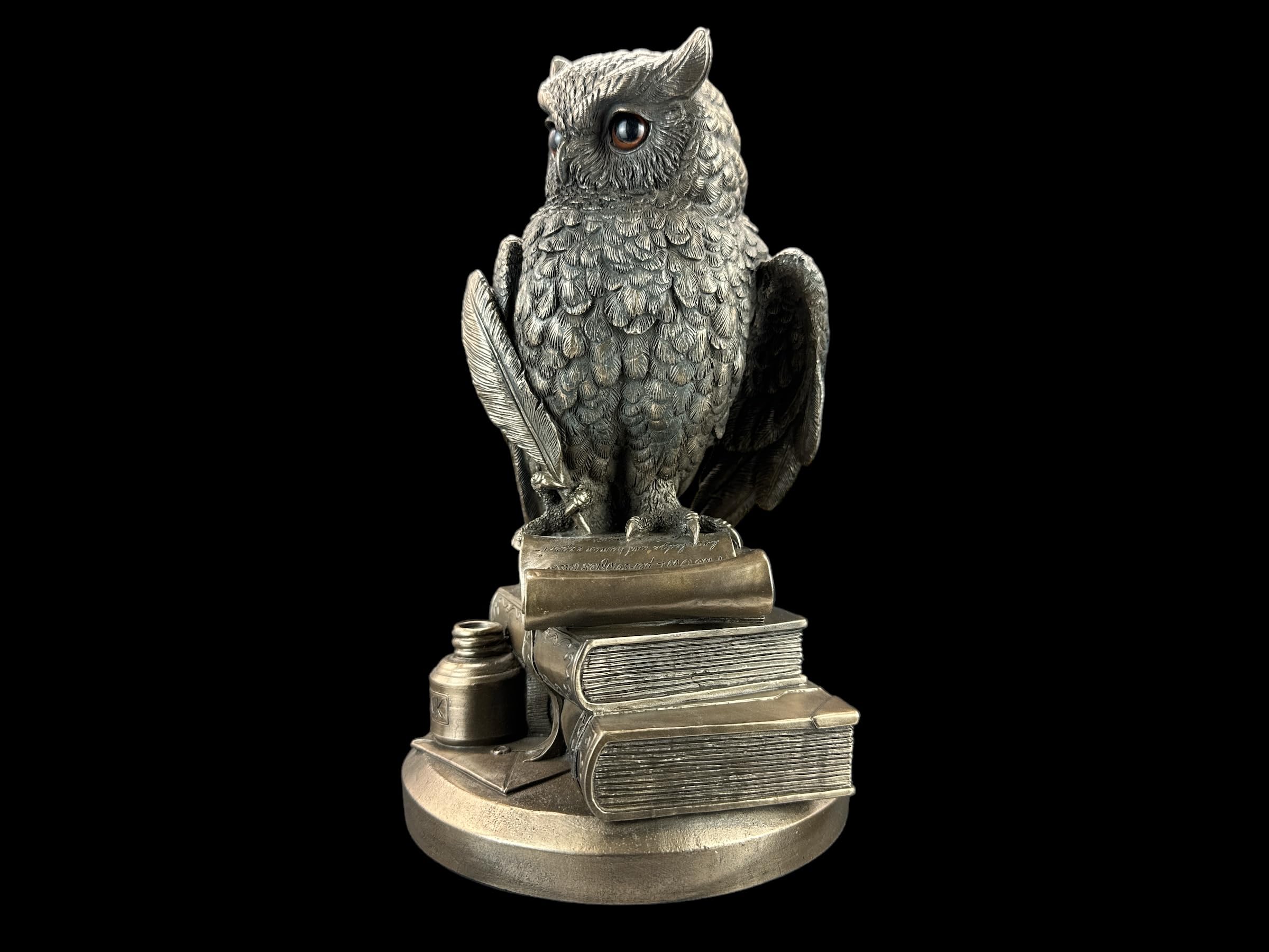 57 SPECIAL REPLICAS Rzeźba dekoracyjna ogromna sowa mądrości na książkach figurka z brązu jako prezent do salonu, dekoracja figurki, dekoracja