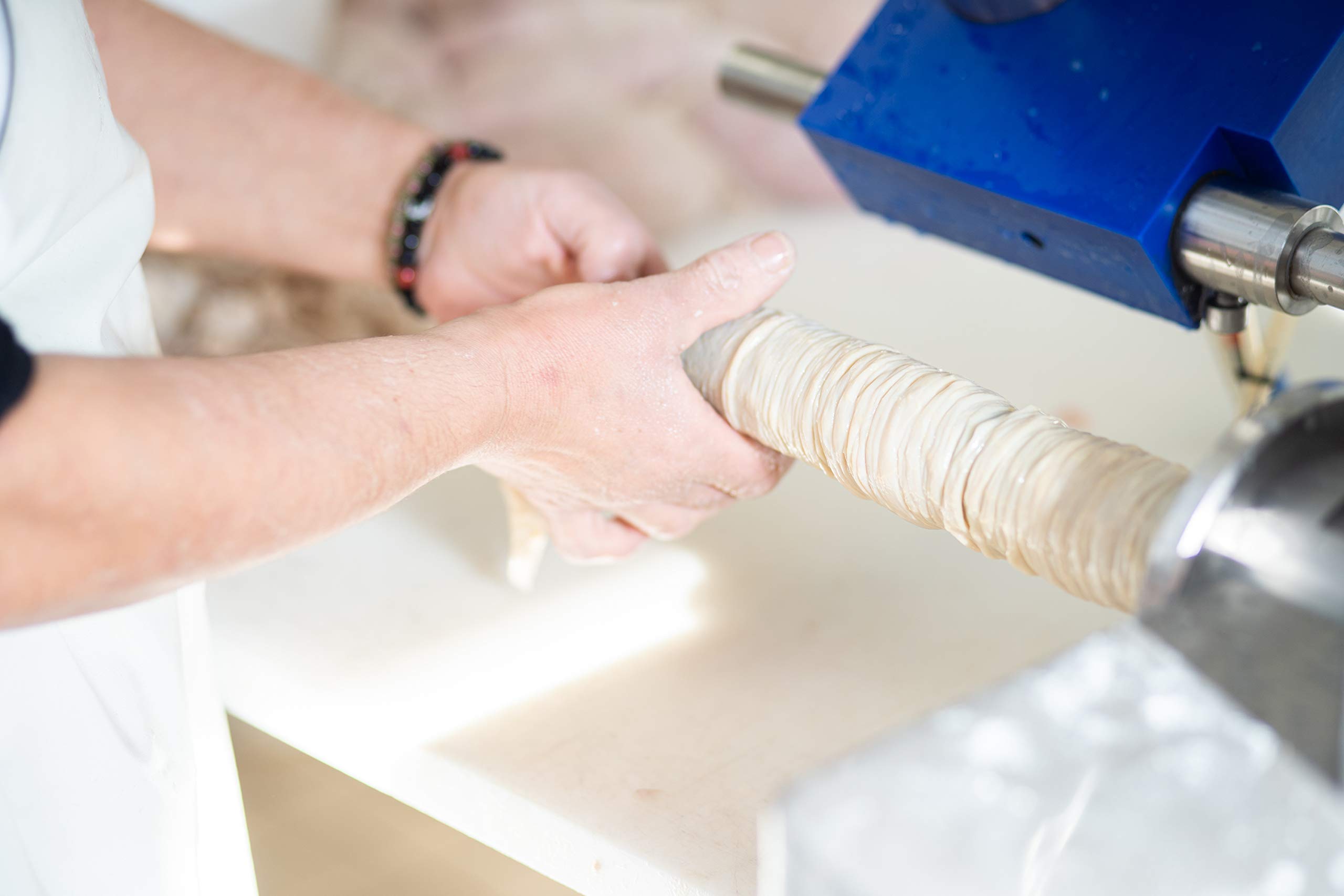 Moretti® | Budello Naturale Di Bovino Per Salame Insaccato Da Essiccare | Dritti Di Bue | Protezione E Stagionatura Salumi | In Confezione Sottovuoto (50mm/55mm X 9m) - 2