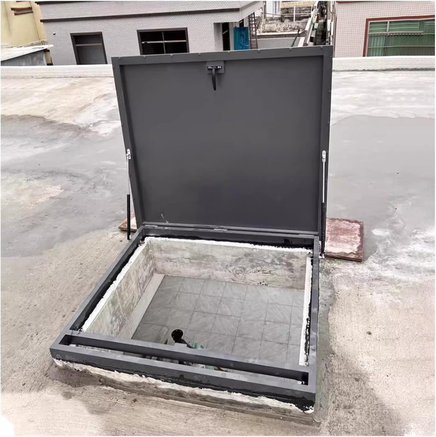 VUIKLCty Metal Attic Skylight Cover, Roof Hatch Cover, 90 ° Rotating Handle Lock, Manhole/cellar Exit Cover(75 * 75cm)