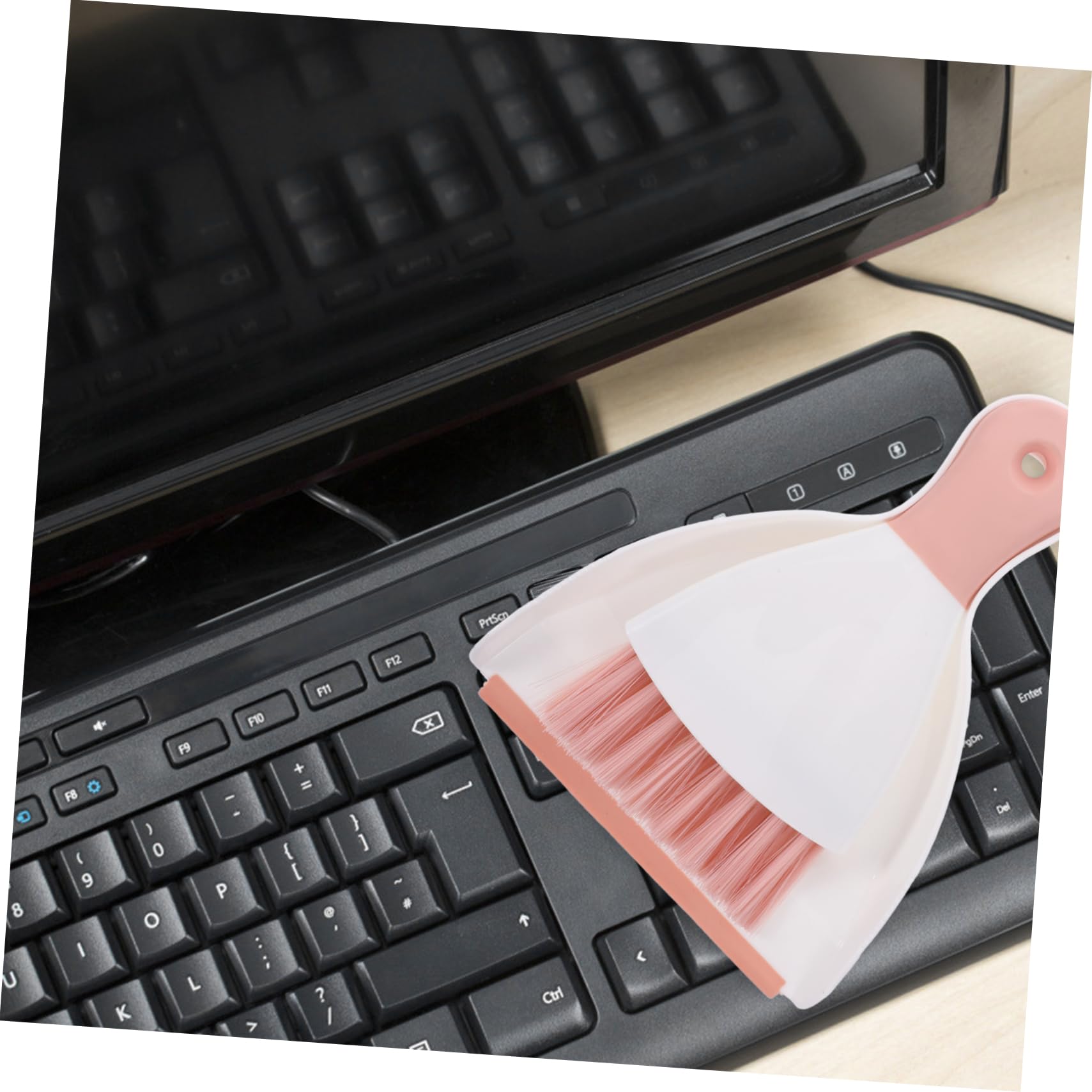 FOMIYES Household Supplies Broom Cleaning Broom Suit Broom and Dog Cleaning Kit Heart Bun Shaper Animal Handheld Dustpan and Broom Doorplate Cage Cleaner Child Small House Number