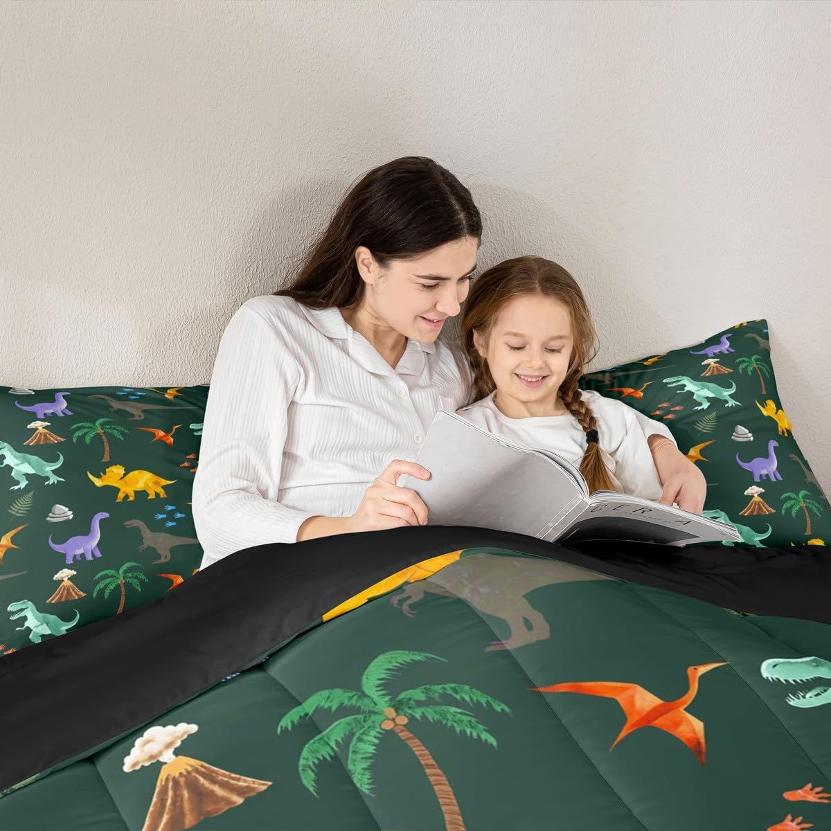 Feelyou Dinosaur Bedding Set, 3D Digital Print Comforter Set Twin Size Jungle Dino Duvet Quilt Microfiber Tropical Pamle Tree Bedroom Decor Green Blue Yellow 2 Pcs with 1 Pillow Cases
