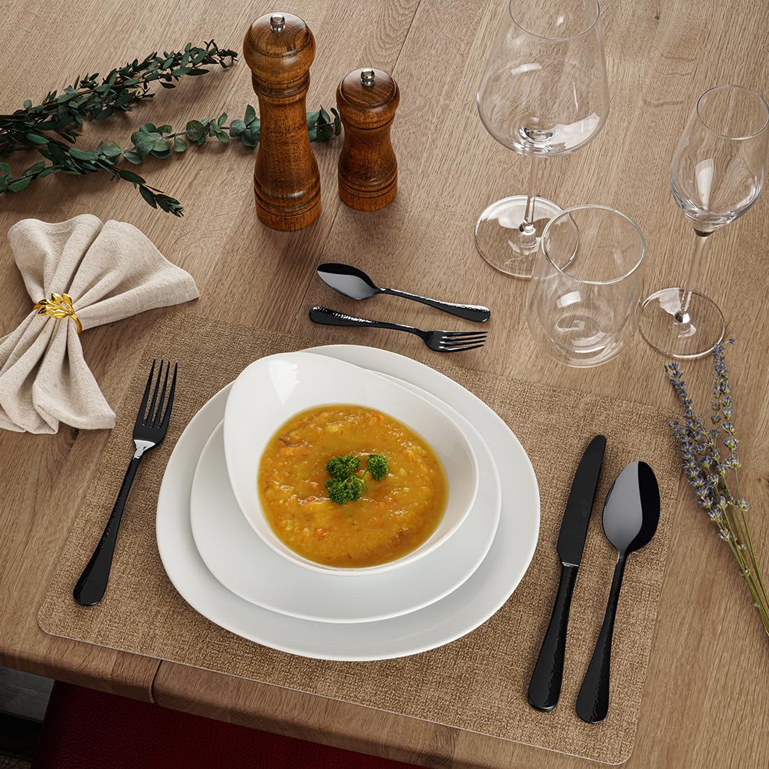 PW Paul Wirths MONDO 24-częściowy zestaw sztućców | czarny | 6 noży do menu, 6 widelców, 6 łyżeczek do kawy, 6 łyżeczek do kawy | wzornictwo sztućców młotkowych | stal szlachetna 18/10 | zalecane