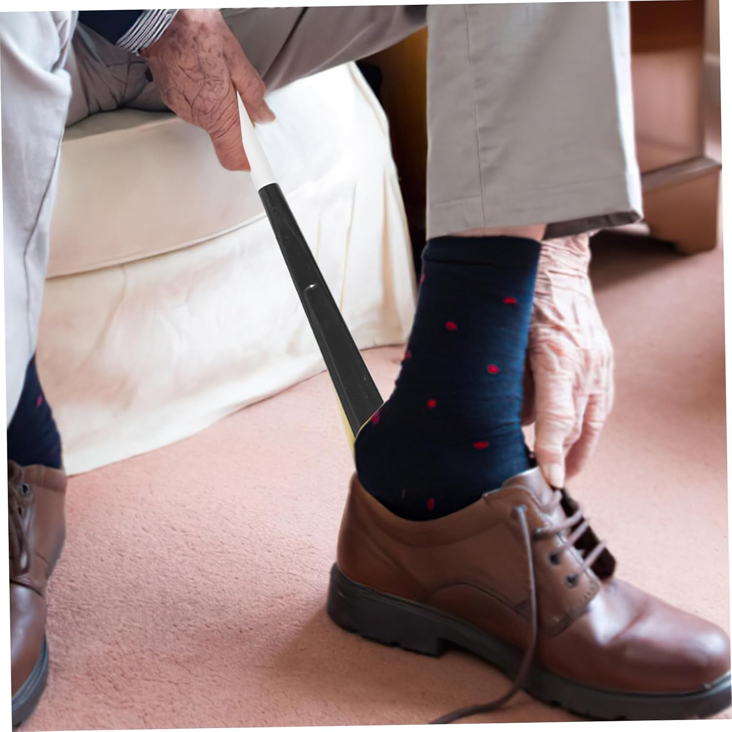 Detachable Shoe Horn Dressing Stick for Disabled and Pregnant Users