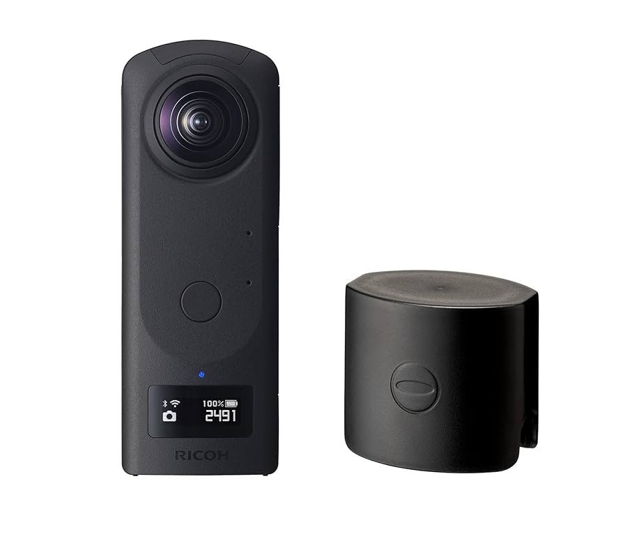 RICOH THETA Z151GB　レンズキャップ、スティック付き RICOH THETA Z151GB レンズキャップ、スティック付き RICOH