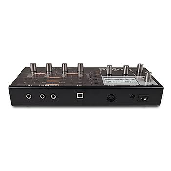 Waldorf BLOFELD シンセサイザー　キーボード Amazon.com: Waldorf Blofeld Keyboard 49 Key Synthesizer
